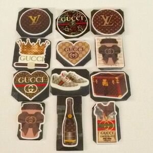 a 12 pcs mix multi color charms set 💕💕💕